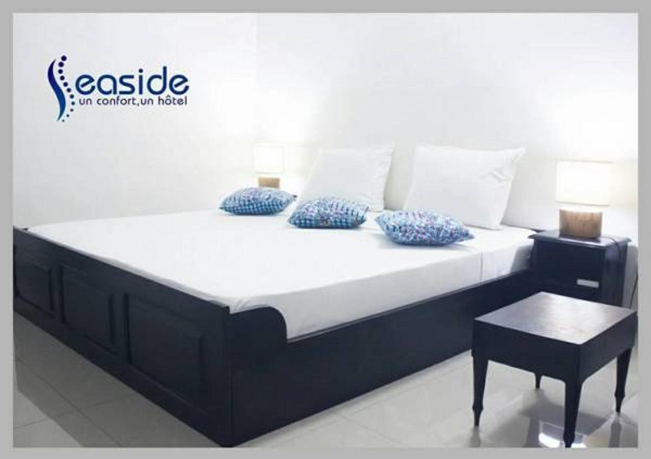 Hotel Seaside Ломе Екстер'єр фото